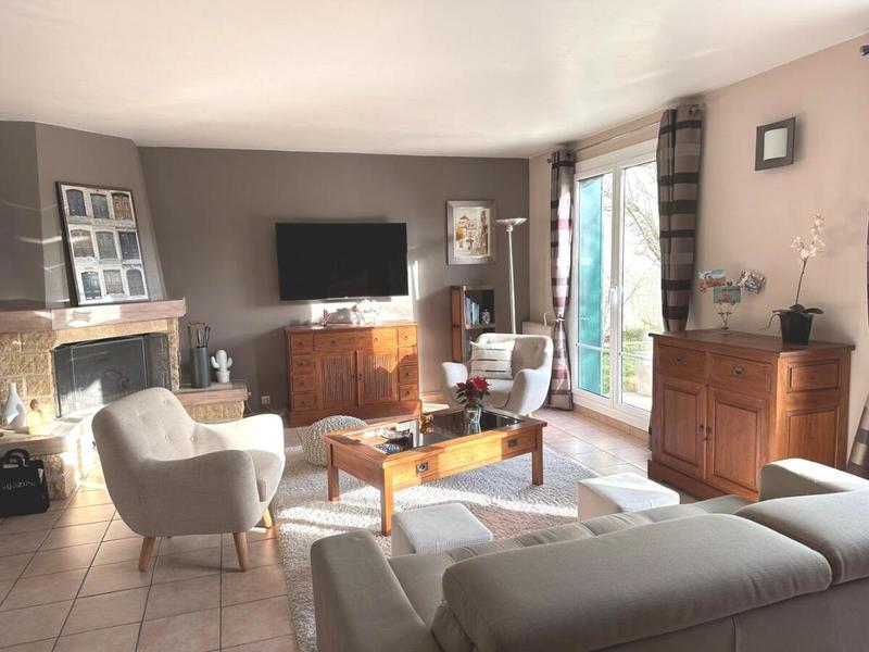 Maison - 111 m² - 6 pièces