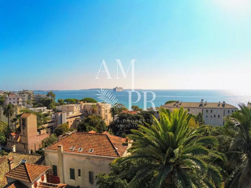 Villa - 492 m² - 15 pièces