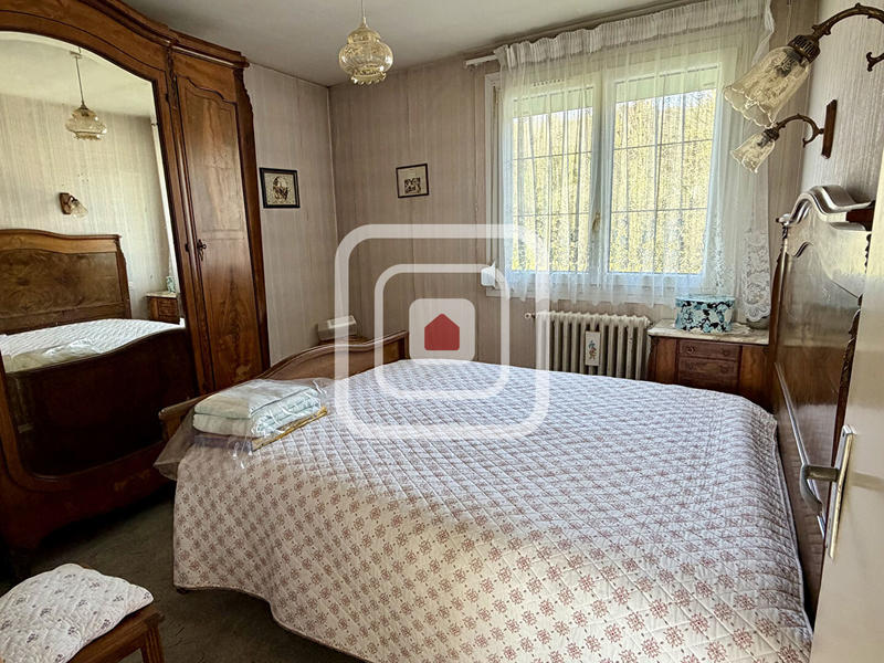 Maison - 95 m² - 5 pièces