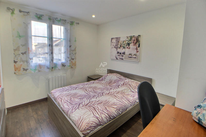 Maison - 80 m² - 5 pièces