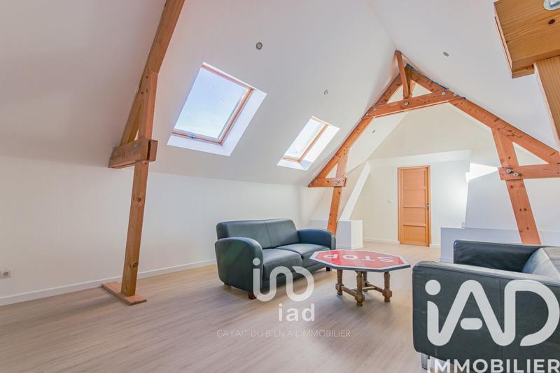 Maison - 218 m² - 8 pièces