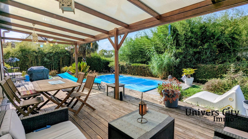 Maison - 100 m² - 4 pièces