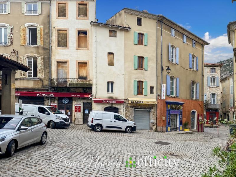 Immeuble - 72 m² - 5 pièces