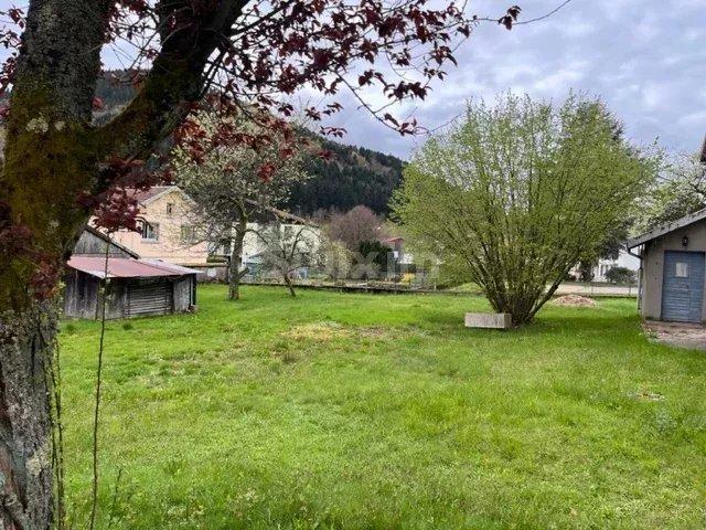 Propriété - 255 m² - 12 pièces