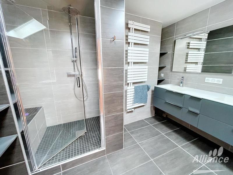 Duplex - 131 m² - 6 pièces