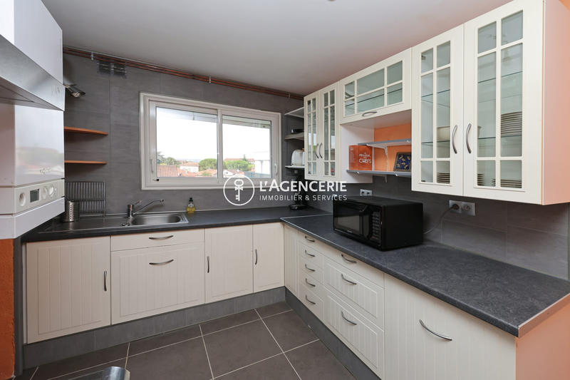 Appartement - 82 m² - 3 pièces