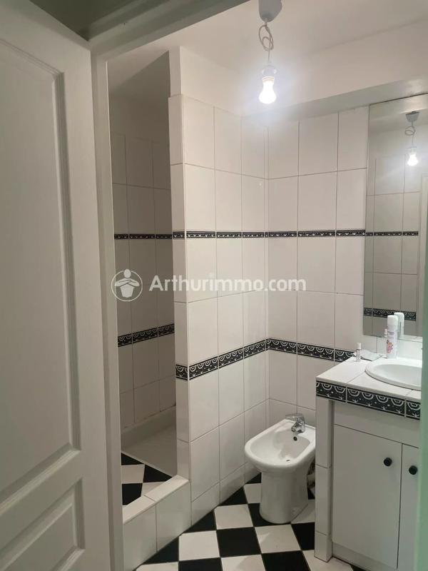 Appartement - 75 m² - 3 pièces