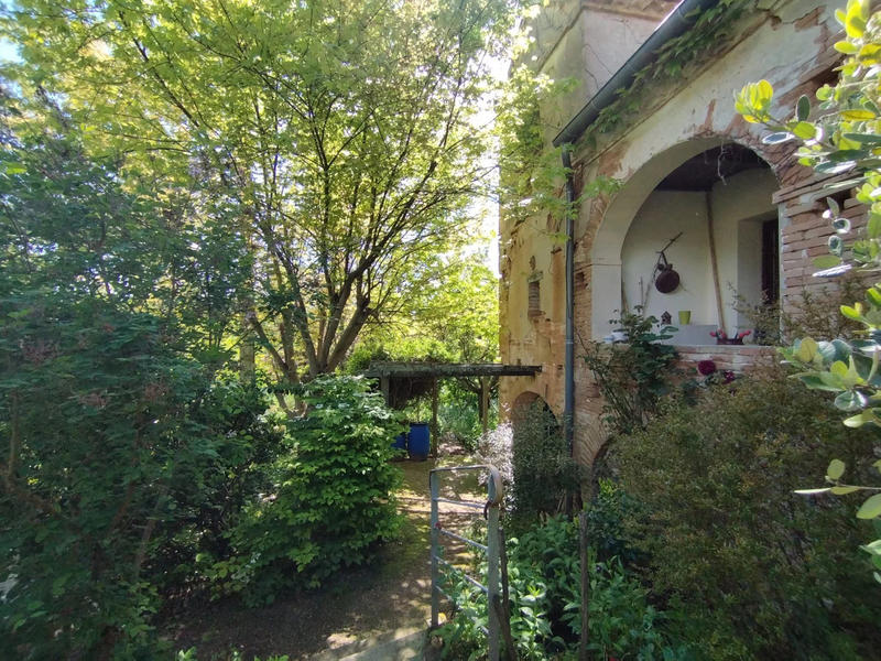 Maison - 260 m² - 10 pièces