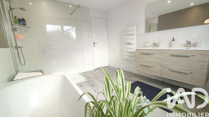 Maison - 101 m² - 4 pièces