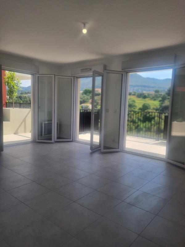 Appartement - 69 m² - 4 pièces