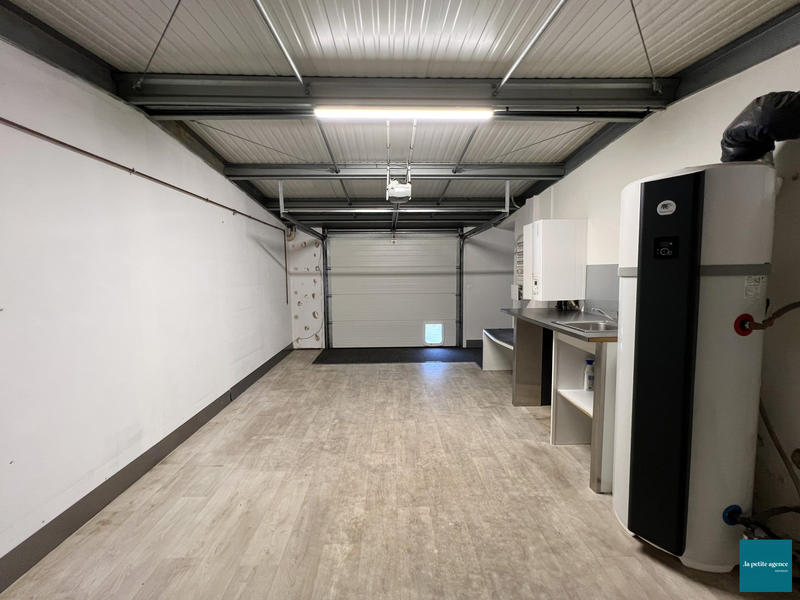 Maison traditionnelle - 142 m² - 6 pièces