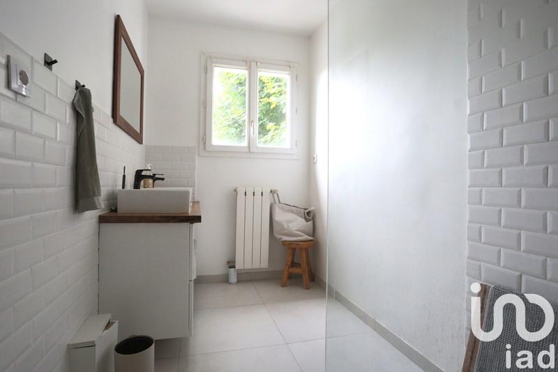 Maison - 186 m² - 8 pièces