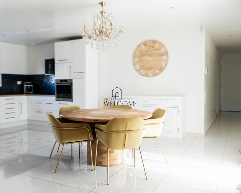 Maison - 135 m² - 5 pièces