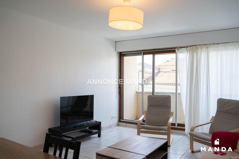 Chambre - 10 m² - 4 pièces