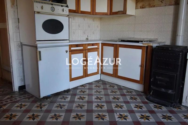 Appartement - 99 m² - 4 pièces