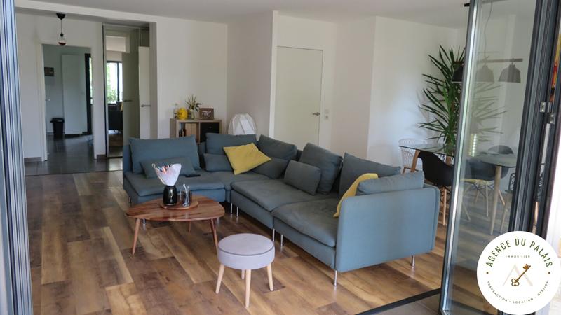 Appartement - 90 m² - 3 pièces