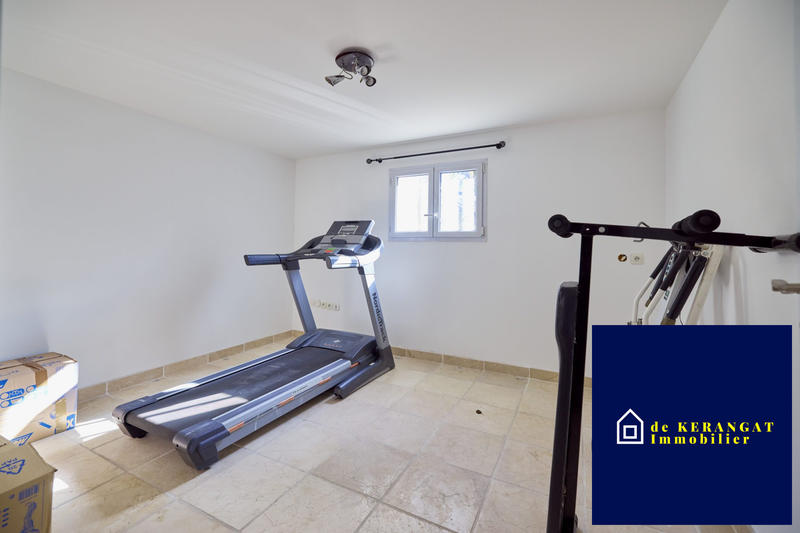 Maison traditionnelle - 160 m² - 7 pièces