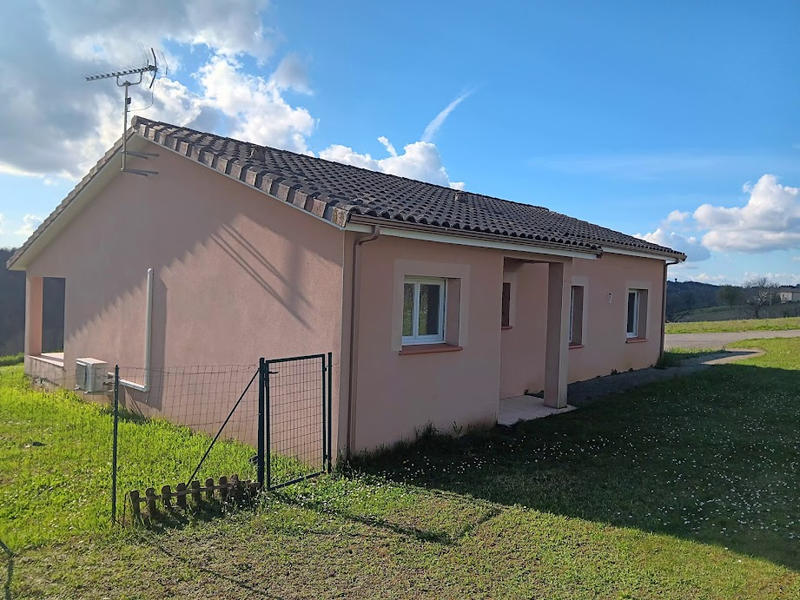 Maison - 93 m² - 4 pièces