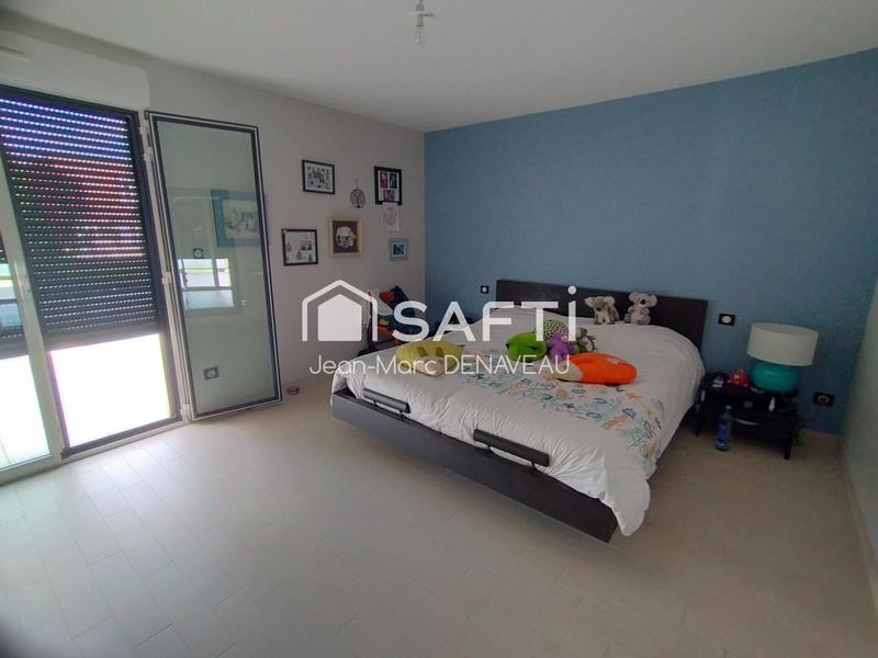 Maison - 448 m² - 9 pièces