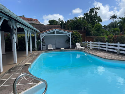 Appartement - 180 m² - 5 pièces