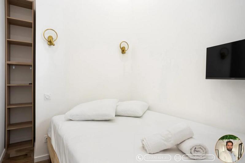 Appartement - 100 m² - 9 pièces