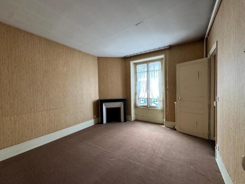 Maison en pierre - 94 m² - 4 pièces