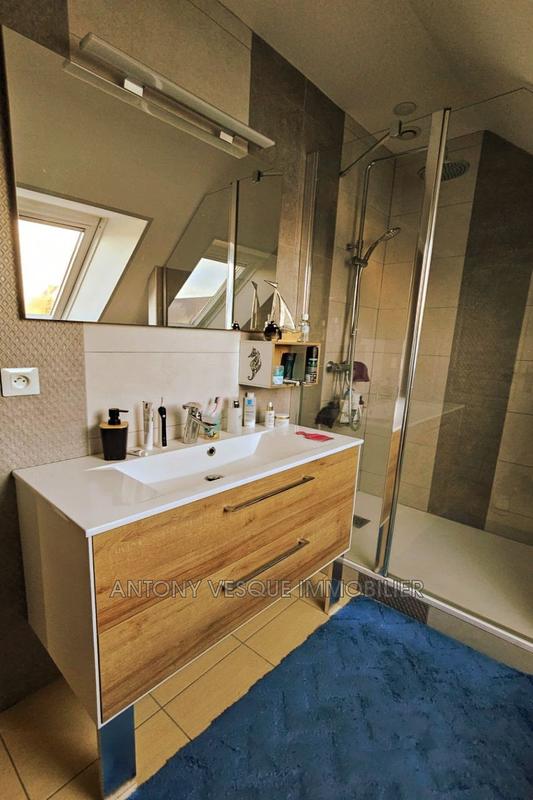 Maison - 82 m² - 5 pièces