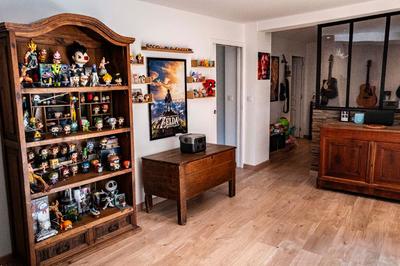 Maison - 240 m² - 6 pièces