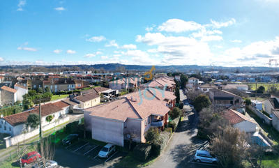 Appartement - 62 m² - 3 pièces