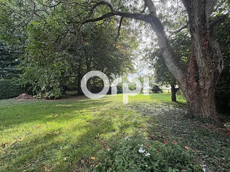 Maison - 281 m² - 8 pièces