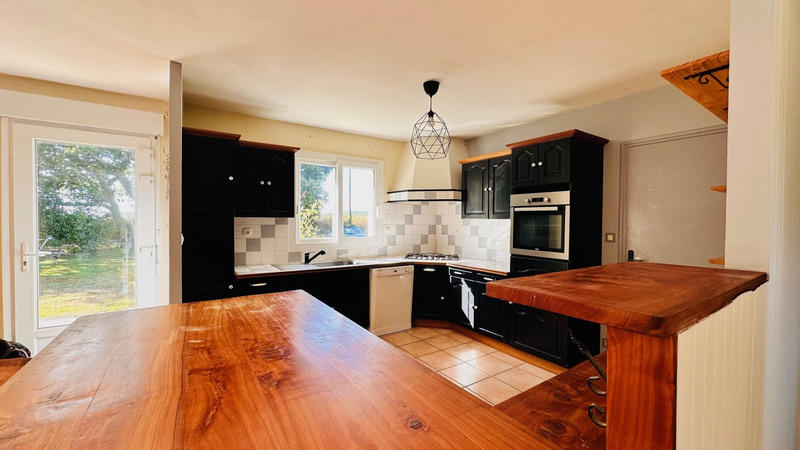 Maison - 153 m² - 8 pièces