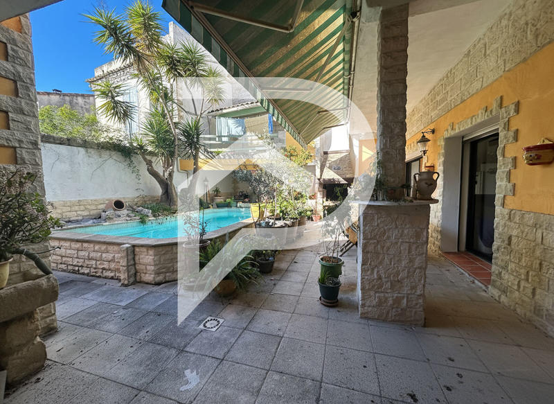 Maison de ville - 120 m² - 5 pièces