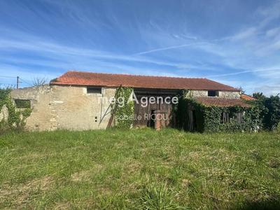 Terrain constructible - 715 m²