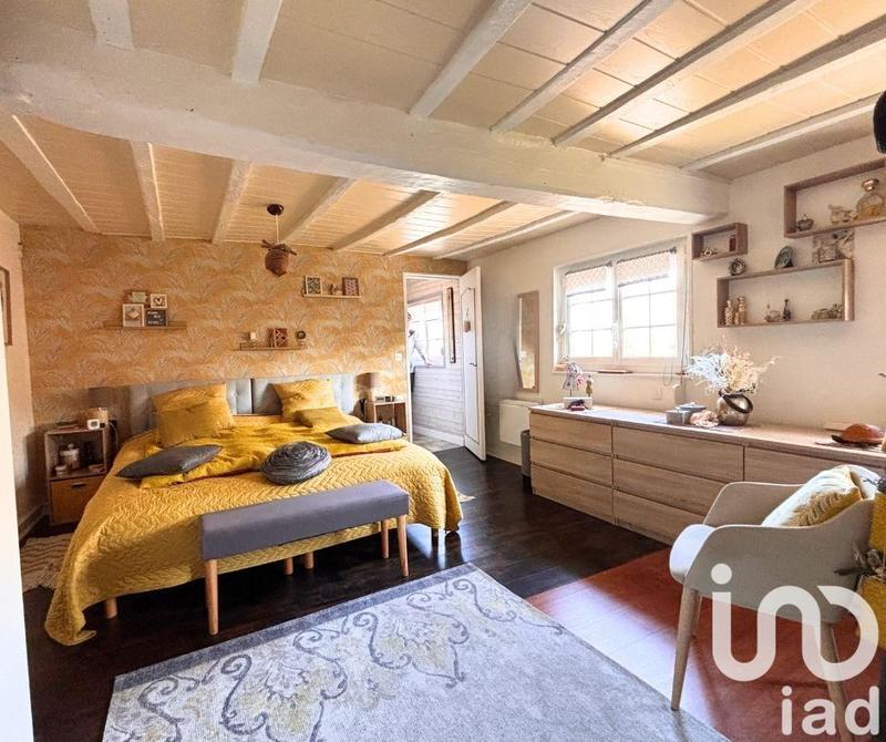 Maison - 200 m² - 7 pièces