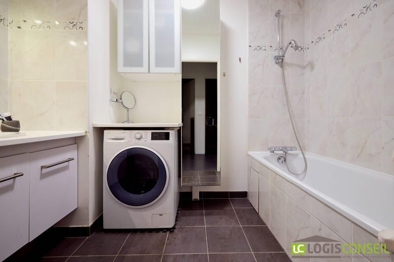 Appartement - 82 m² - 4 pièces