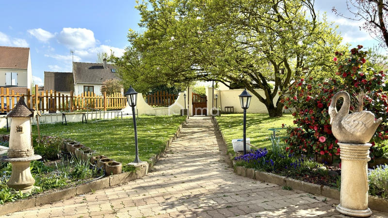 Maison - 158 m² - 6 pièces