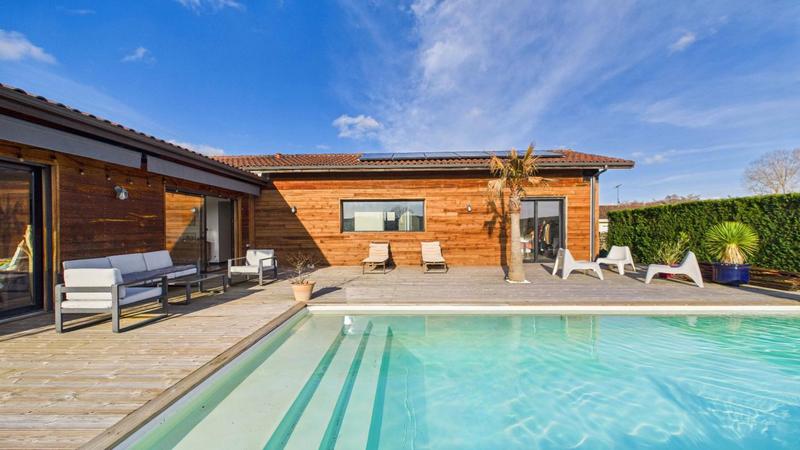 Maison - 168 m² - 7 pièces