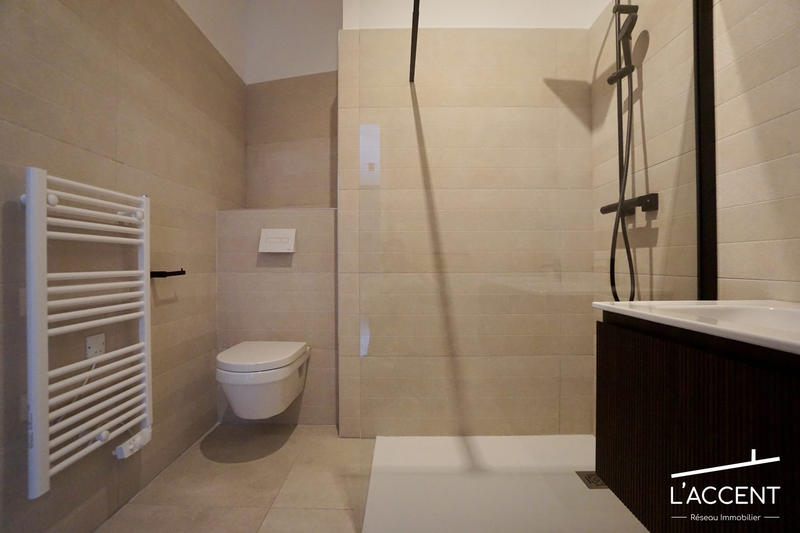 Appartement - 140 m² - 4 pièces