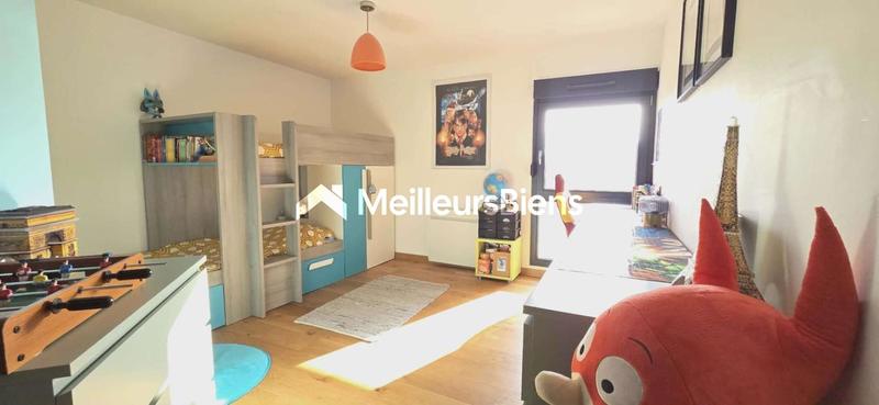 Maison - 121 m² - 5 pièces