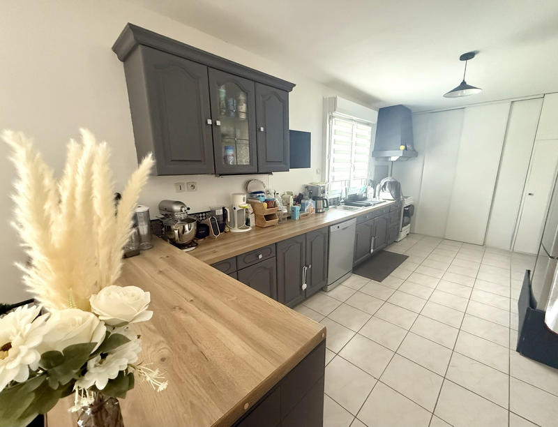 Maison traditionnelle - 124 m² - 6 pièces