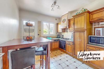 Maison - 151 m² - 7 pièces