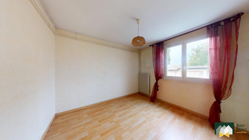 Appartement - 93 m² - 4 pièces