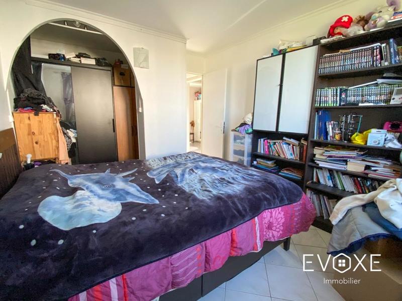 Appartement - 81 m² - 5 pièces