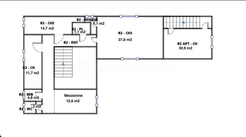 Maison en pierre - 256 m² - 9 pièces