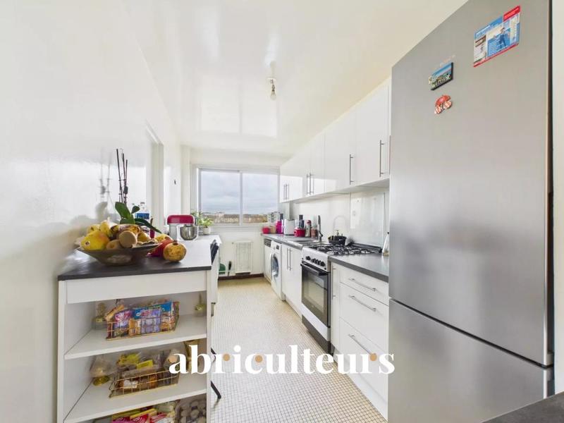 Appartement - 80 m² - 4 pièces