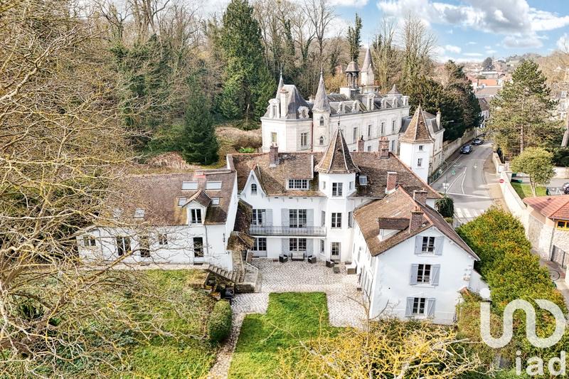 Maison - 350 m² - 13 pièces