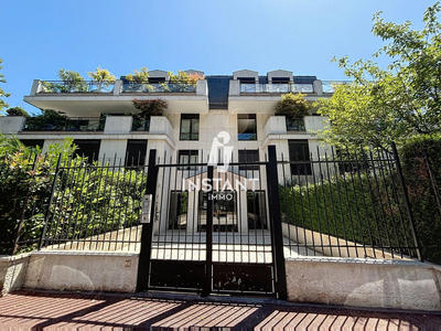 Appartement - 142 m² - 5 pièces