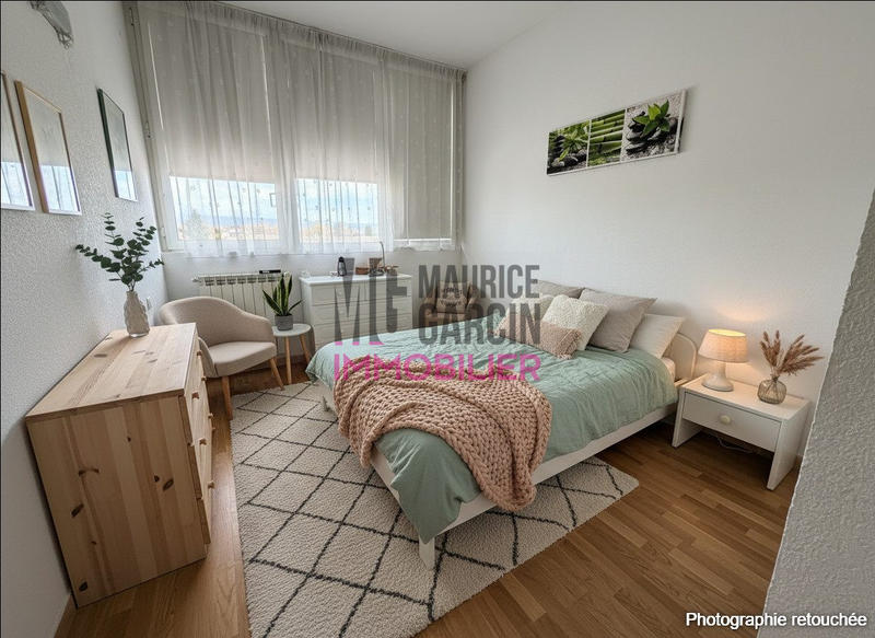 Appartement - 85 m² - 3 pièces