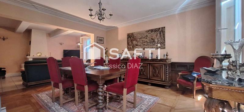 Maison de maîtres - 310 m² - 12 pièces