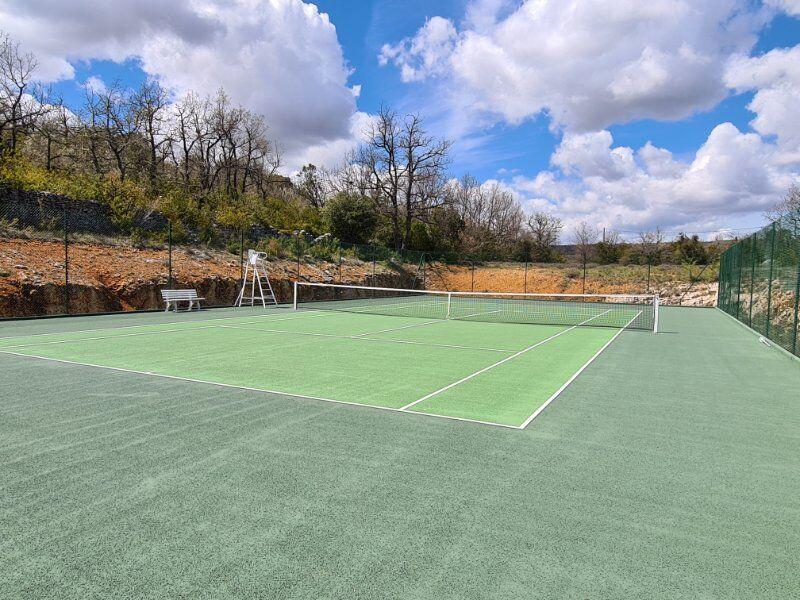 Maison - 550 m² - 21 pièces